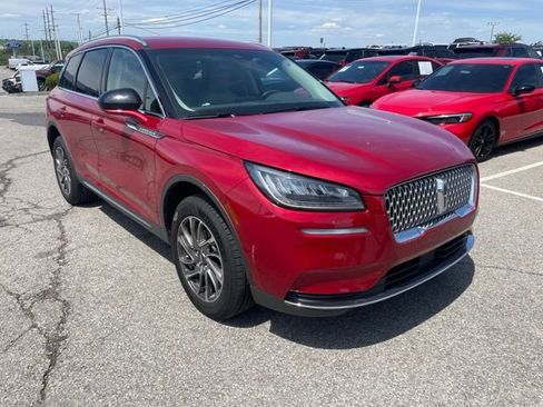 Used 2022 Lincoln Corsair AWD w/ Equipment Group 101A image 3