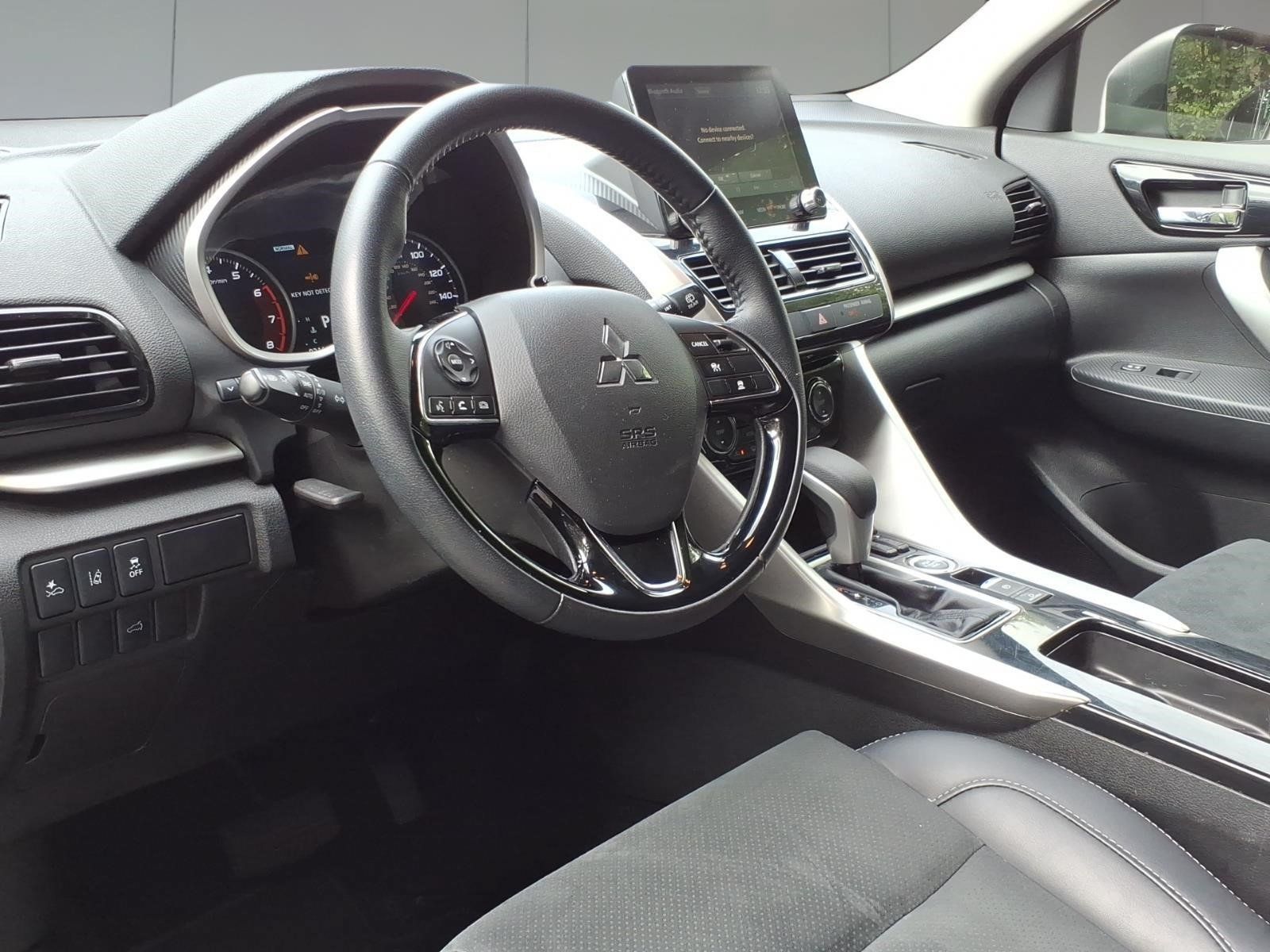 Used 2025 Mitsubishi Eclipse Cross SE AWD/4WD image 9