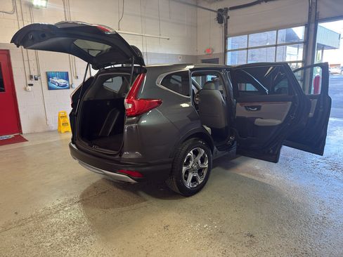 Used 2017 Honda CR-V EX image 14