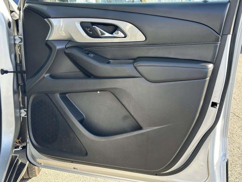 Certified 2021 Chevrolet Traverse LS image 27