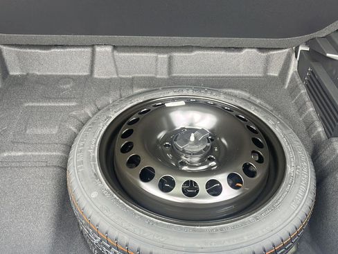 New 2025 Chevrolet TrailBlazer RS w/ Convenience Package image 39