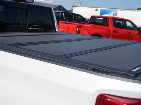 Used 2025 Chevrolet Silverado 1500 LTZ w/ LTZ Premium Package AWD/4WD image 7