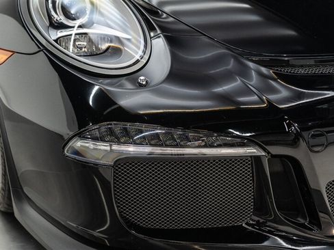 Used 2015 Porsche 911 GT3 RWD image 21
