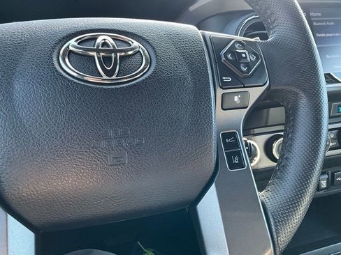 Used 2021 Toyota Tacoma TRD Off-Road image 21