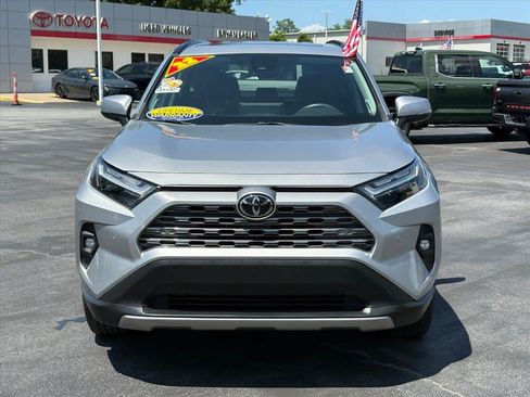 Used 2022 Toyota RAV4 Limited FWD image 24