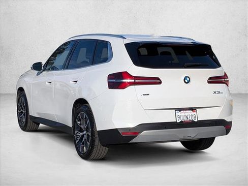 Used 2025 BMW X3 xDrive30i w/ Premium Package image 8