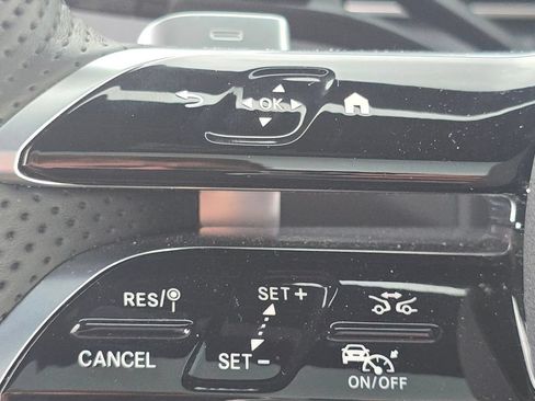 Certified 2026 Mercedes-Benz GLC 300 4MATIC image 35