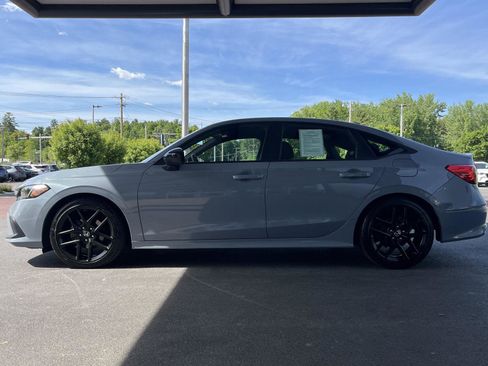 Used 2022 Honda Civic Sport image 10