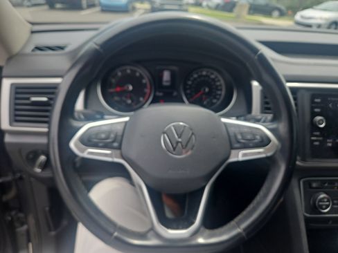 Used 2021 Volkswagen Atlas SE w/ Panoramic Sunroof Package AWD/4WD image 15