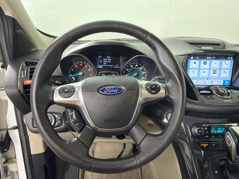 Used 2016 Ford Escape Titanium w/ Equipment Group 301A AWD/4WD image 14
