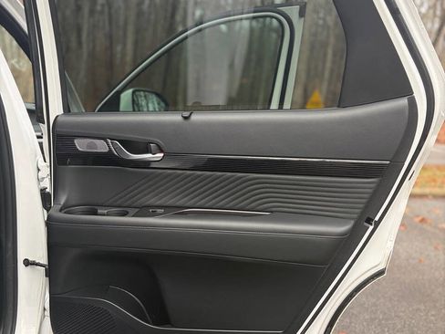 Used 2024 Hyundai Palisade Calligraphy image 14