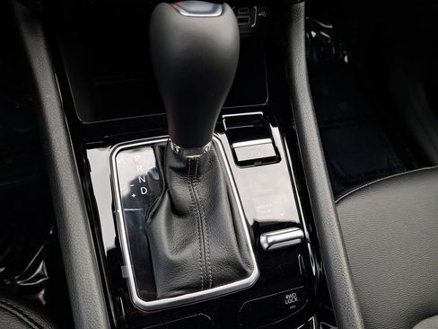 New 2026 Jeep Compass Limited image 24