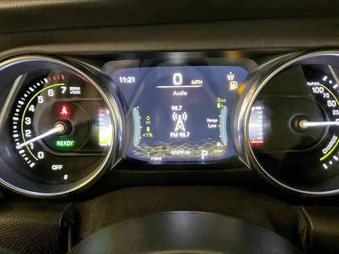 Used 2021 Jeep Wrangler Unlimited Rubicon 4xe w/ Cold Weather Group AWD/4WD image 23