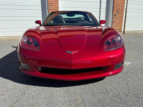 Used 2008 Chevrolet Corvette Coupe w/ Z51 Performance Package image 14