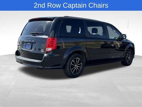 Used 2016 Dodge Grand Caravan R/T FWD image 3