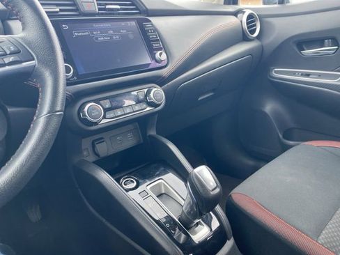 Used 2024 Nissan Versa SR image 38