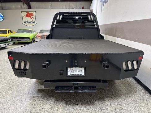 Used 2022 Ford F350 XL w/ Power Equipment Group image 8