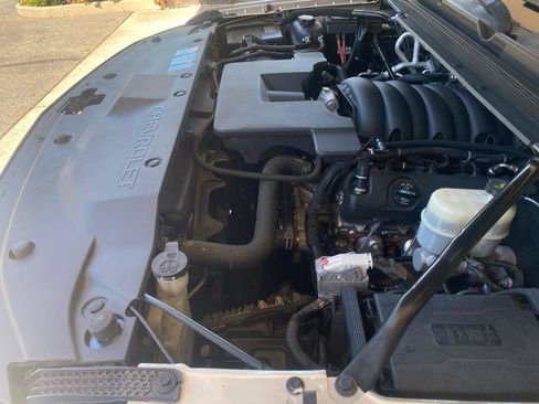 Used 2015 Chevrolet Tahoe LS RWD image 40