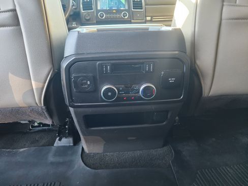 Used 2021 Ford Expedition Max Limited image 16