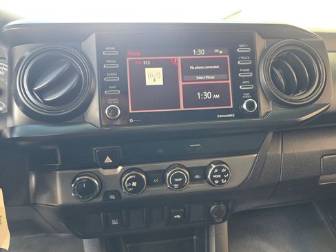 Used 2020 Toyota Tacoma SR image 23