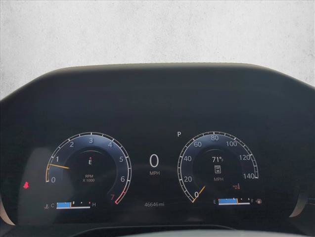 Used 2023 Jeep Grand Cherokee Overland AWD/4WD image 14