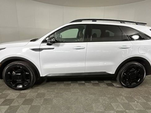 Used 2026 Kia Sorento SX Prestige w/ Olive Brown Leather Package AWD/4WD image 6