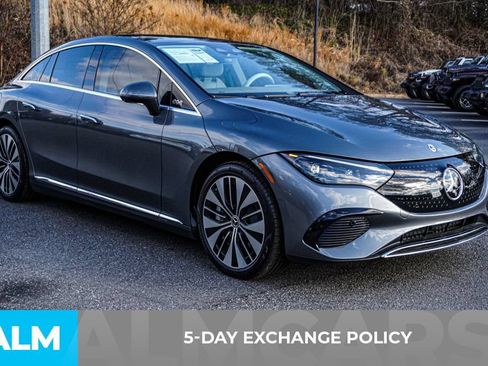 Used 2025 Mercedes-Benz EQE 350+ Sedan image 3