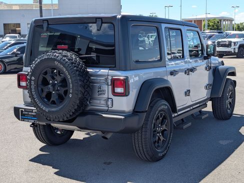 Used 2021 Jeep Wrangler Unlimited Sport AWD/4WD image 5