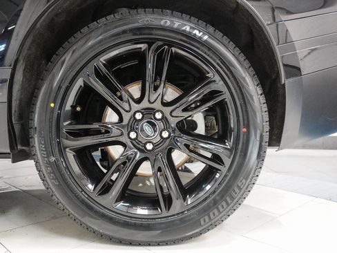 Used 2022 Land Rover Range Rover Velar S image 39