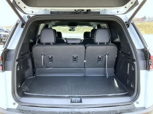 New 2026 GMC Acadia Elevation w/ Elevation Premium Package image 22