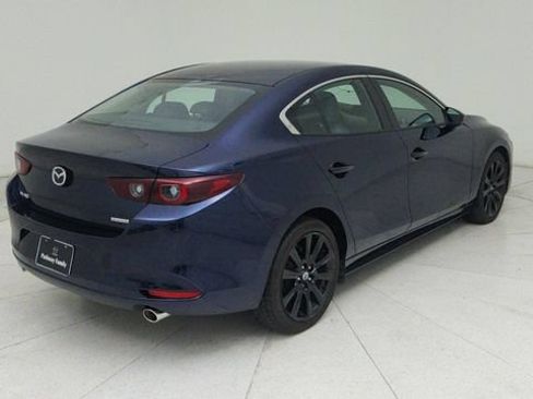 Used 2024 MAZDA MAZDA3 s FWD image 5