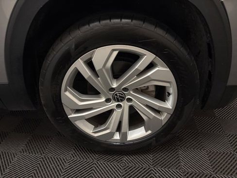 Used 2021 Volkswagen Atlas SE image 26