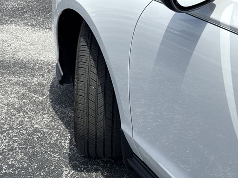Certified 2025 Honda Accord LX image 39