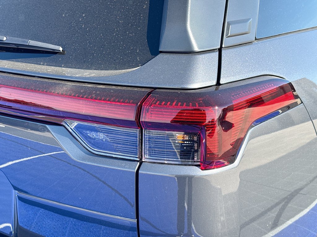 New 2026 Subaru Outback Limited XT AWD/4WD image 35