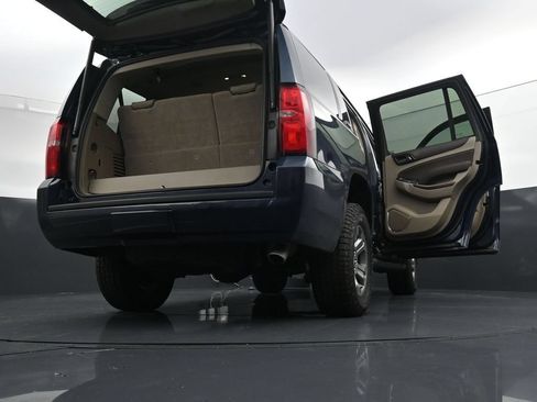 Used 2018 Chevrolet Tahoe LT w/ Luxury Package AWD/4WD image 30