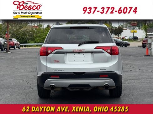 Used 2019 GMC Acadia SLT w/ LPO, Black Accent Package AWD/4WD image 5