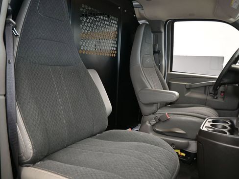 Used 2024 Chevrolet Express 2500 w/ Driver Convenience Package image 35