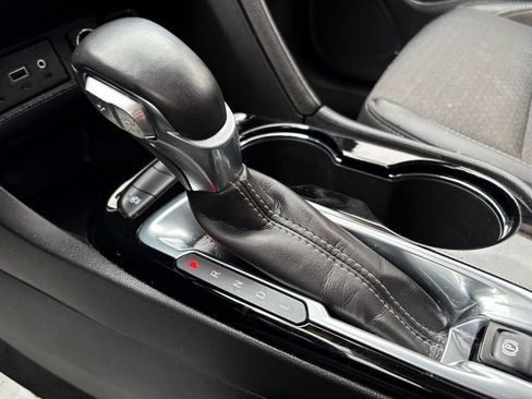 Used 2021 Buick Encore GX Select w/ Sport Touring Package image 39