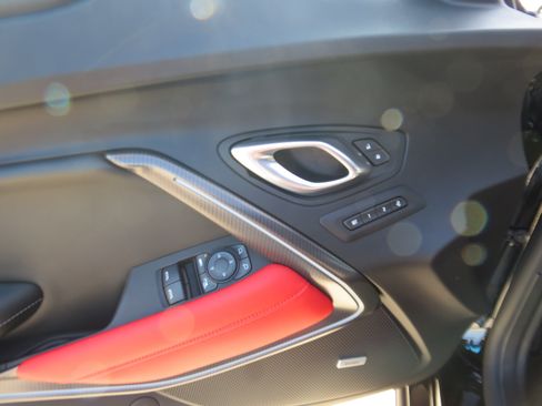 Used 2021 Chevrolet Camaro SS w/ Redline Edition RWD image 15