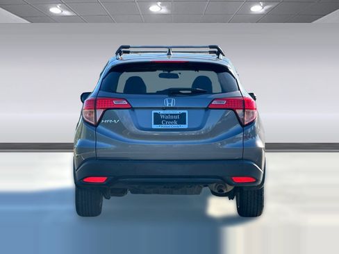 Used 2016 Honda HR-V EX image 9
