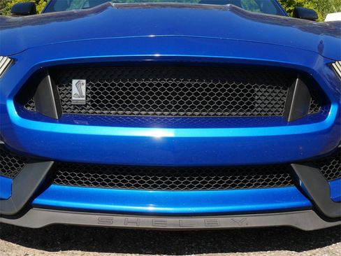 Certified 2017 Ford Mustang Shelby GT350 image 8