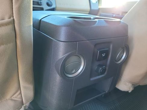 Used 2011 Ford F250 XLT w/ XLT Interior Pkg image 14