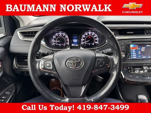 Used 2013 Toyota Avalon XLE Touring FWD image 14