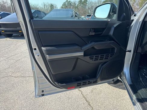 Used 2024 Toyota Tacoma SR5 image 23