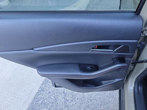 Used 2024 MAZDA CX-30 Carbon image 12