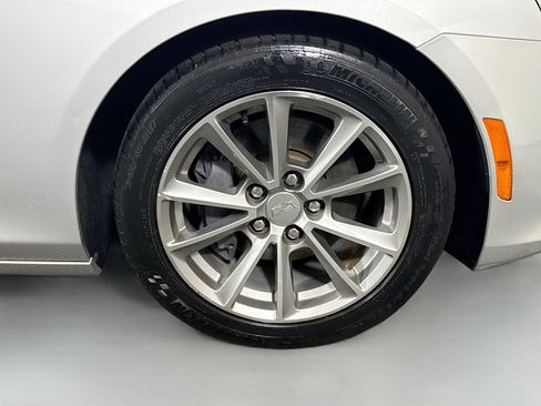 Used 2017 Cadillac CTS Luxury image 32