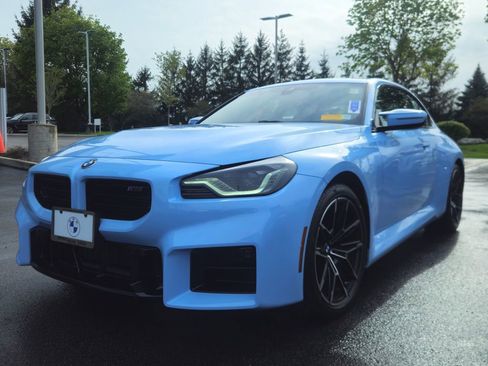 Used 2026 BMW M2 w/ Lighting Package RWD image 9