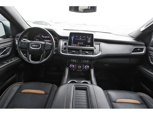Used 2021 GMC Yukon AT4 w/ AT4 Premium Package AWD/4WD image 9