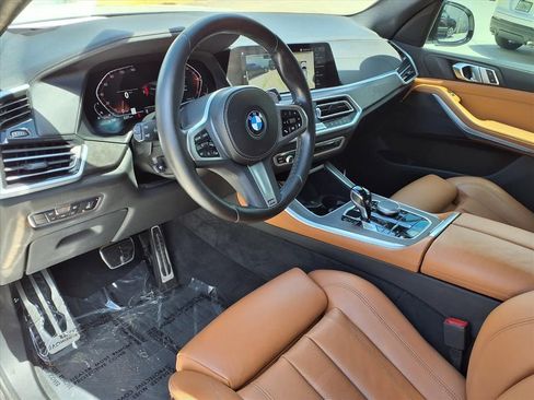 Used 2022 BMW X5 sDrive40i w/ M Sport Package RWD image 19