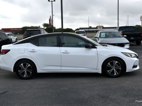 Used 2020 Nissan Sentra SV FWD image 3
